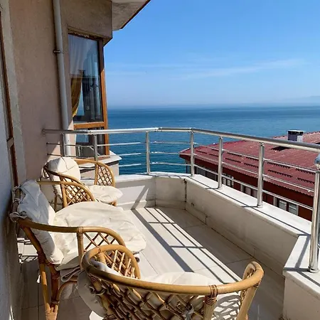 Gorgeous Flat With Sea View In *